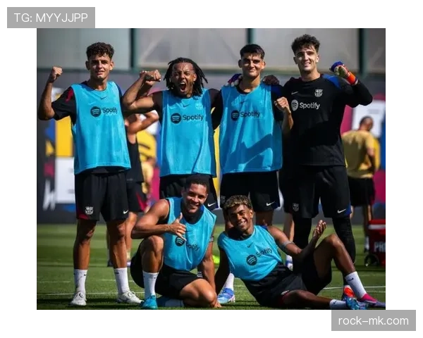 西甲豪门锁定青年才俊，球队阵容再迎实力新援