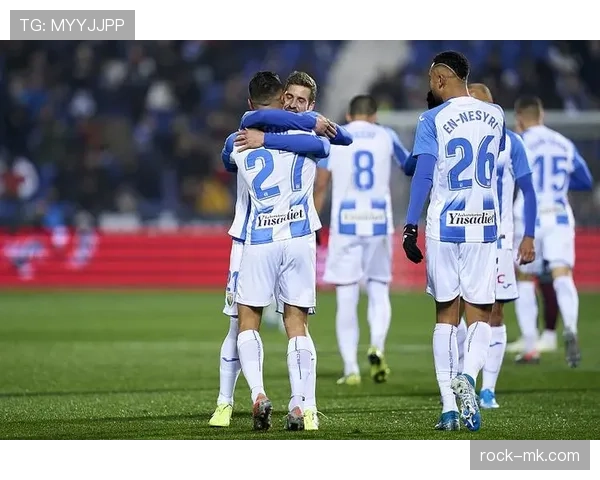 莫哈梅德·库杜斯状态回暖，助球队斩获关键胜利